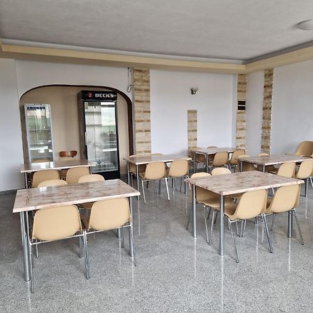 Motel Mesterul Manole Curtea de Argeş Exterior foto